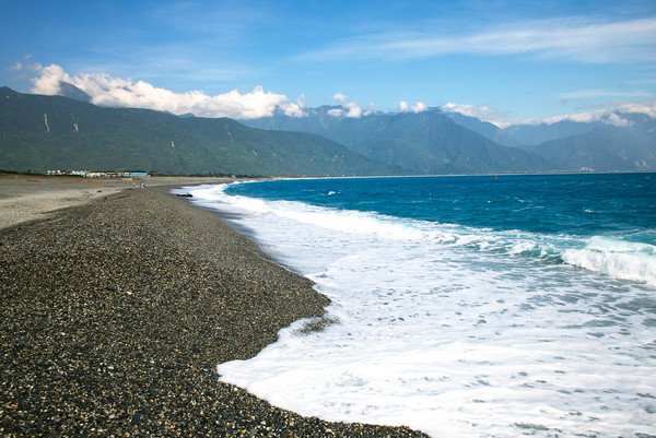 中聯(lián)邦海水用消泡劑，解除海水泡沫危機(jī)
