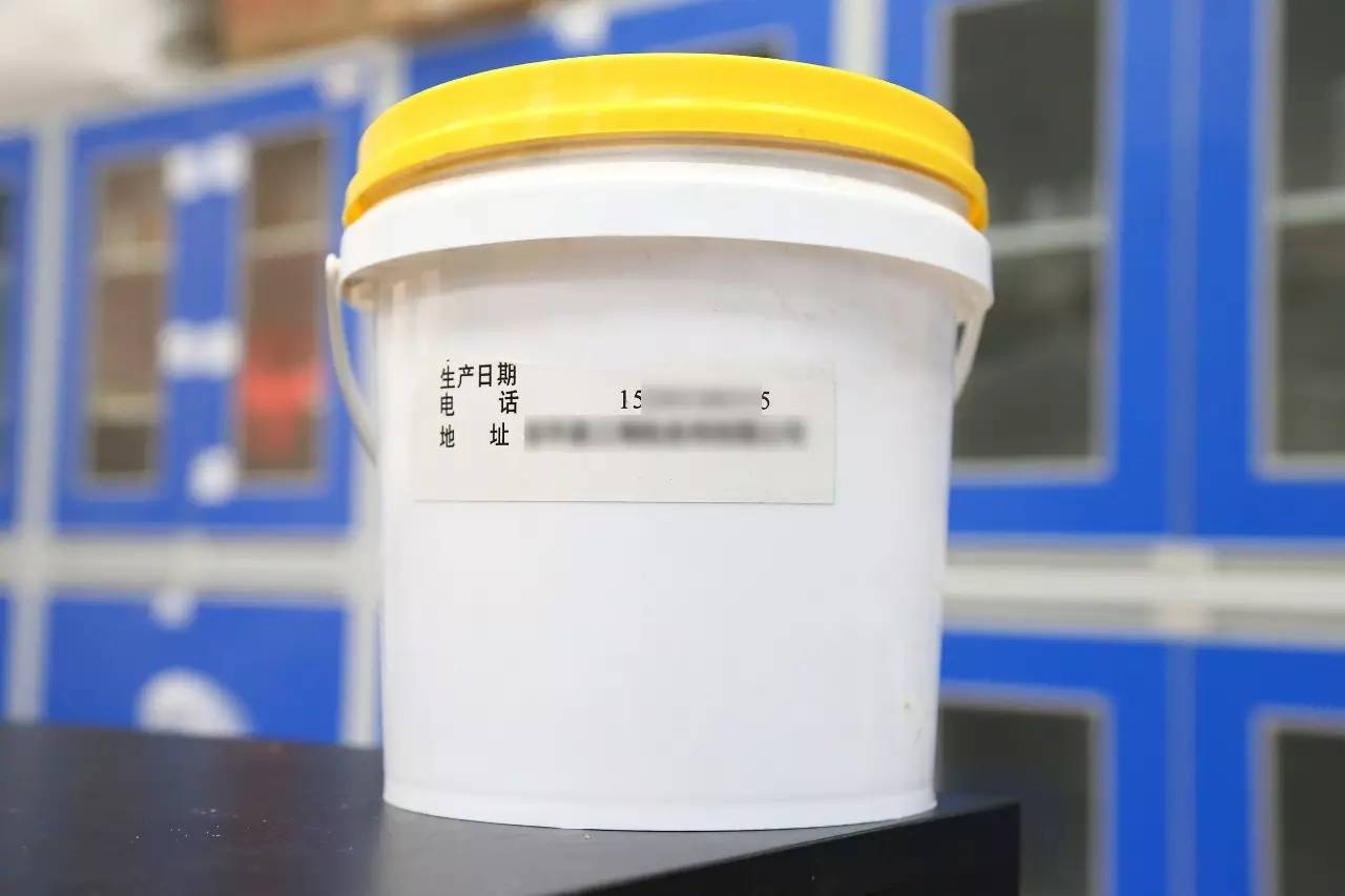 油性膠水用消泡劑，大多數(shù)膠水廠家忽略了這個(gè)細(xì)節(jié)