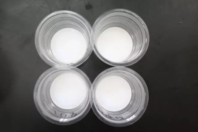 影響產(chǎn)品外觀的泡沫，試試聚醚改性硅消泡劑