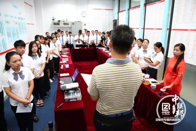 【中聯(lián)邦】八月銷售創(chuàng)再創(chuàng)新高度，攜手展望鑄輝煌！