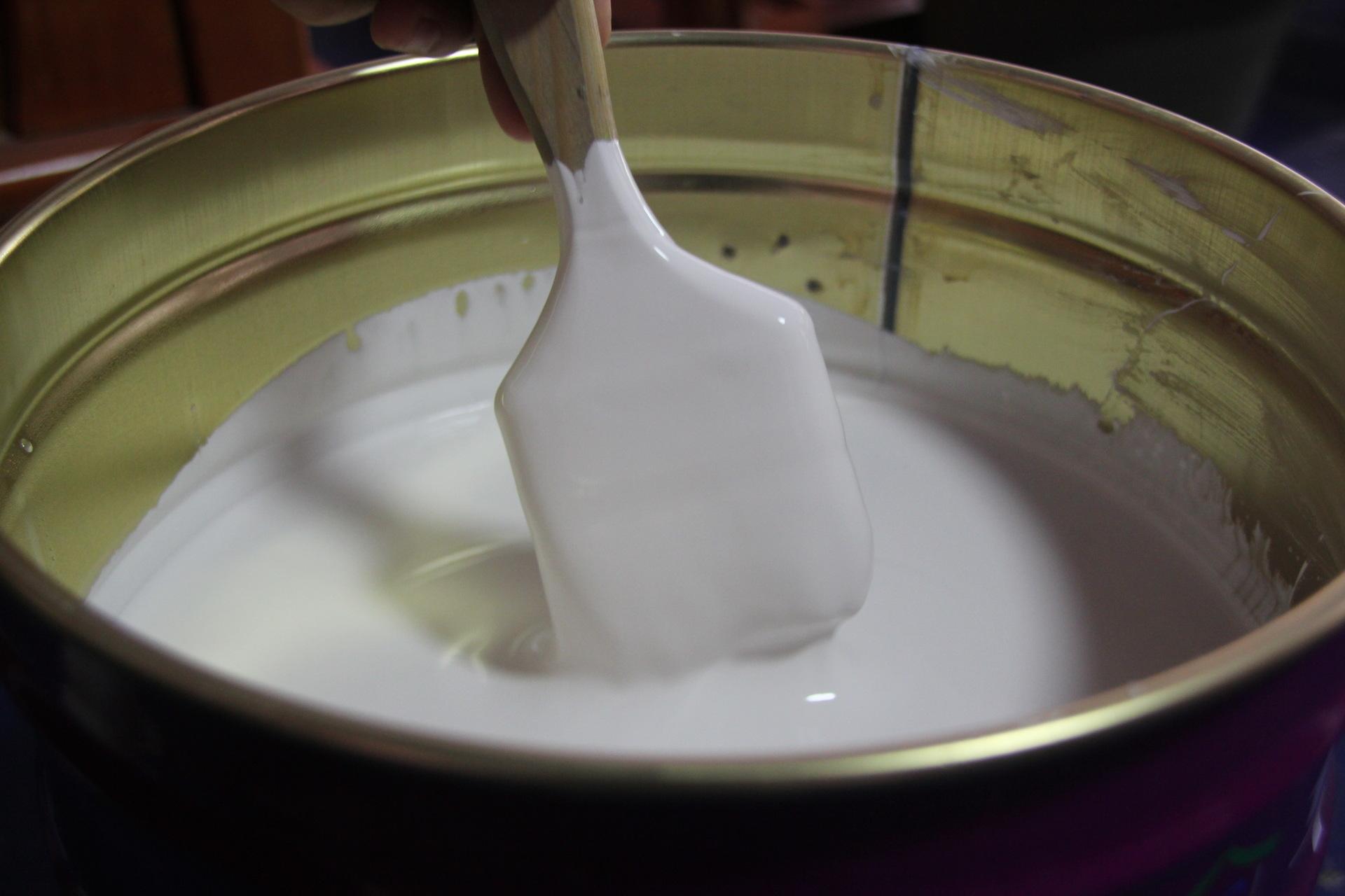 面漆起泡會(huì)出現(xiàn)各種各樣的危害？面漆消泡劑就是專門解決這個(gè)問題的！