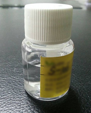 潤(rùn)滑油樣品.jpg